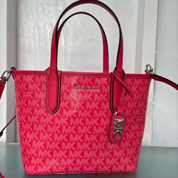 Michael Kors Bag Eliza XS East-West Tote & Wallet Set - Picture 3 of 17